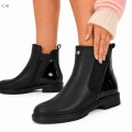 BOTKI-SZTYBLETY-DAMSKIE-CZARNE-Z-ZAMKIEM-ELEGANCKIE-LAKIEROWANE-DETALE-Kod-producenta-7341352412667.jpg