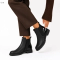 BOTKI-SZTYBLETY-DAMSKIE-CZARNE-Z-ZAMKIEM-ELEGANCKIE-LAKIEROWANE-DETALE-Marka-bez-marki.jpg