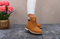 BUTY-ZIMOWE-BOTKI-TRAPERY-SUWAK-OCIEPLANE-DAMSKIE-Model-Buty-zimowe-ocieplone-trapery.jpg