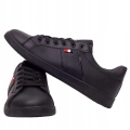 MESKIE-BUTY-CZARNE-SNEAKERSY-SPORTOWE-WIAZANE-LEKKIE-Model-Buty-meskie-sportowe-wygodne.jpg