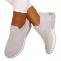 BUTY-DAMSKIE-SPORTOWE-OBUWIE-LEKKIE-WSUWANE-SIATECZKA.jpg