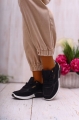 BUTY-DAMSKIE-SPORTOWE-SNEAKERSY-ADIDASY-WIAZANE-LEKKIE-Material-zewnetrzny-skora-ekologiczna.jpg