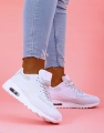 BUTY-BIALE-DAMSKIE-OBUWIE-SPORTOWE-SNEAKERSY-WIAZANE-Model-Damskie-obuwie-sportowe-lekkie.jpg