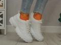 BUTY-DAMSKIE-SPORTOWE-BIALE-SNEAKERSY-LEKKIE-Zapiecie-sznurowane.jpg