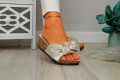 KLAPKI-DAMSKIE-NA-KORKU-STYLOWE-Z-KOKARDA-Dlugosc-wkladki-25-5-cm.jpg