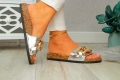 KLAPKI-DAMSKIE-NA-KORKU-STYLOWE-Z-LANCUCHEM-Kod-producenta-5844684SILVER.jpg