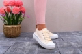 KLASYCZNE-TRAMPKI-BUTY-DAMSKIE-SPORTOWE-Model-Buty-trampki-tenisowki-sportowe.jpg