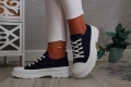 BUTY-TRAMPKI-DAMSKIE-SPORTOWE-LEKKIE-ADIDASY-Rozmiar-39.jpg