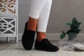 TENISOWKI-WSUWANE-TRAMPKI-BUTY-DAMSKIE-ALL-BLACK-Model-Buty-damskie-tenisowki-lekkie.jpg