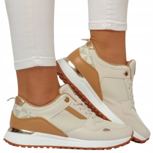 Eleganckie sneakersy w odcieniach beżu i złota Chloe