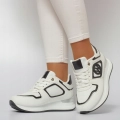 Sneakersy-damskie-biale-wygodne-lekkie-eleganckie-41-Plec-kobieta.jpg
