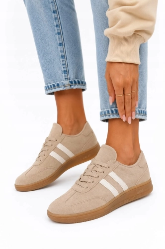 Bezowe-sneakersy-damskie-z-bialymi-paskami-casual-na-co-dzien-Waga-produktu-z-opakowaniem-jednostkowym-1-kg.jpg