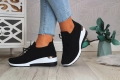 BUTY-SPORTOWE-DAMSKIE-CZARNE-LEKKIE-WSUWANE-KOTURN-Dlugosc-wkladki-25-5-cm.jpg