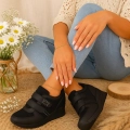 BUTY-SPORTOWE-DAMSKIE-ADIDASY-ELEGANCKIE-SNEAKERSY-CZARNE-NA-RZEP-41-Marka-BELLA-PARIS.jpg
