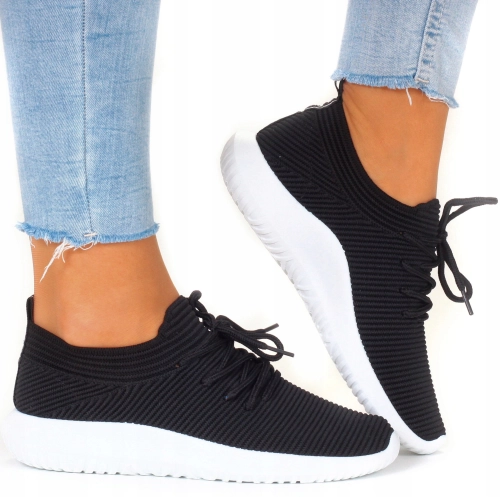 BUTY-DAMSKIE-OBUWIE-SPORTOWE-CZARNE-LEKKIE.jpg