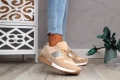BUTY-DAMSKIE-SNEAKERSY-SPORTOWE-OBUWIE-NA-WIOSNE-Model-Buty-damskie-sportowe.jpg