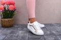 BUTY-DAMSKIE-SNEAKERSY-BIALE-LEKKIE-AZUROWE-ZDOBIONE-Model-BUTY-SPORTOWE-LEKKIE-PANTERKA-AZUROWE-WYGODNE.jpg