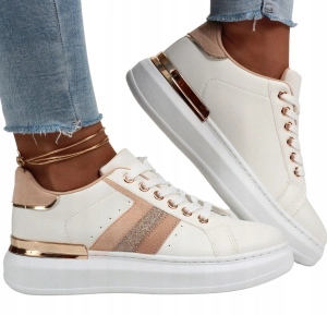 Białe sneakersy damskie na grubej podeszwie ze złotymi i beżowymi detalami – Amelia